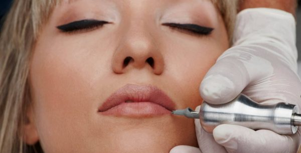 What is the difference between Permanent vs semi-permanent makeup?